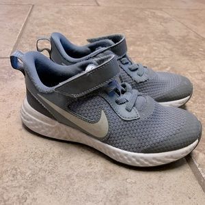 Kids Nike Revolution Shoes
